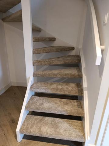 Mega korting! Trap stoffering