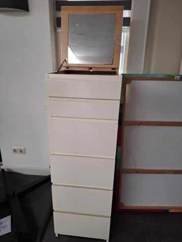 Witte malm ladekast met spiegel