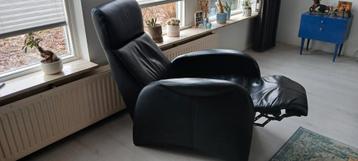 Gratis leren zwarte relaxfauteuil leren stoel