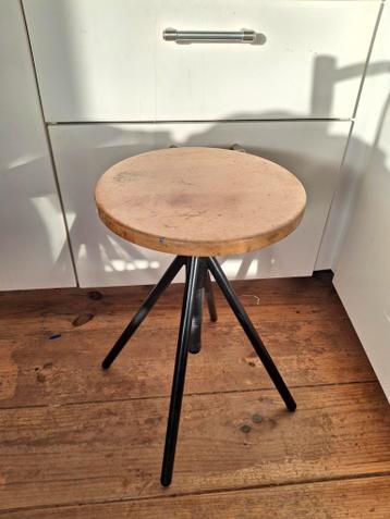 Stevige pianokruk - gratis af te halen!