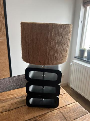 Lamp met lampenkap - collectie met Jan des Bouvrie