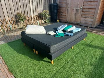 Boxspring 2 persoons 140