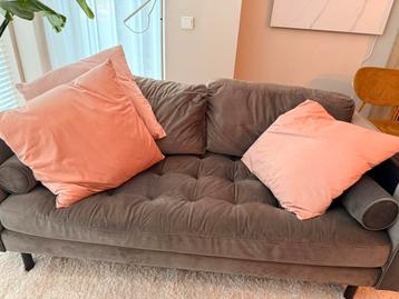 Gratis! Kave home donkergrijze velvet tweezits bank