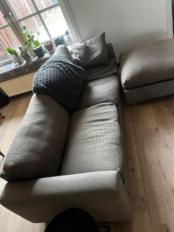 Comfortabele grijze hoekbank