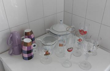 Oude bierglazen en wat servies gratis ophalen!!!
