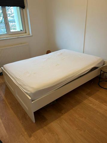 Tweepersoonsbed 140x200