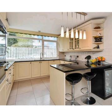 Marmeren Keukenblad zwart, 2 delen.