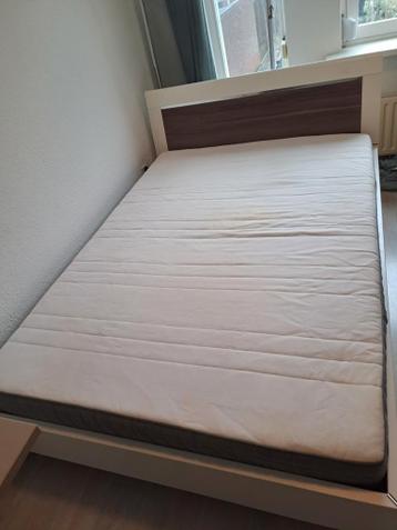 Matras 140 bij 200 cm