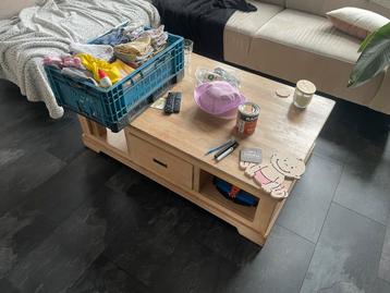 Tafel, dressoir en tv kast. Gratis af te halen