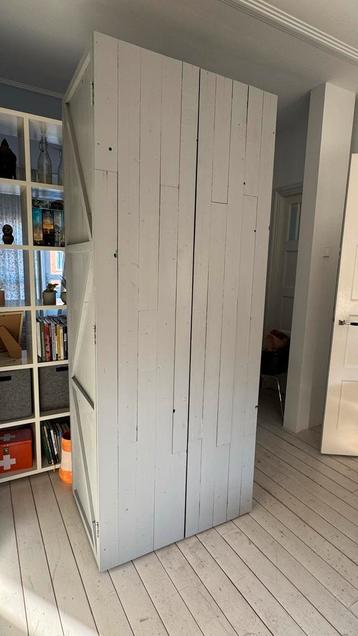 Kledingkast gratis af te halen Gouda