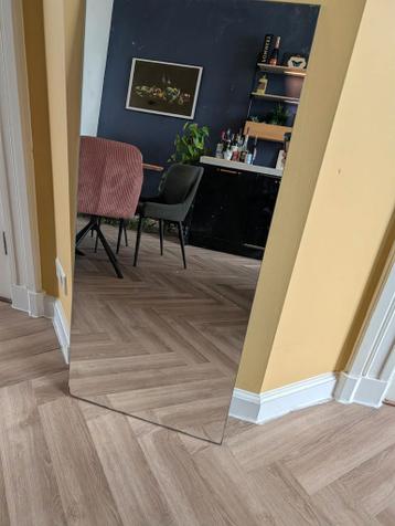 GRATIS: Grote rechthoekige spiegel 50x110 cm