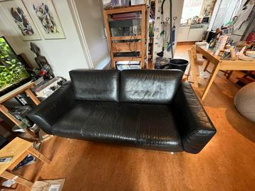 Stijlvolle zwarte leren design bank