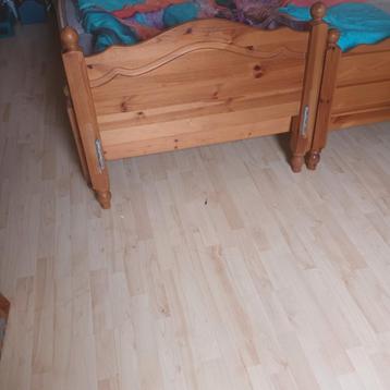 Mooi eenpersoonsbed - Houten frame