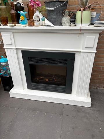 Gratis Electrische haard met schouw vandaag ophalen