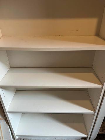 Gratis witte IKEA Billy boekenkast
