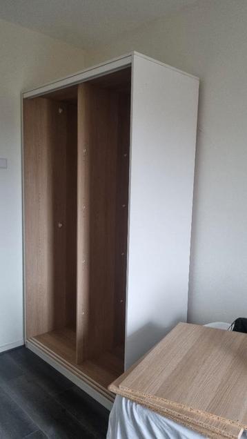 Ikea Morvik kledingkast met schuifdeuren