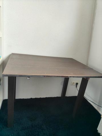 Uitklapbaar bureau - ruimtebesparend en handig!