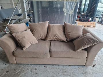 Comfortabele twee en driepersoonsbank