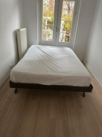 Bedframe + matras 140x200 gratis ophalen