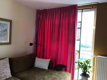 Zacht roze verduisterende gordijnen 2,45 br x 225 hoogte