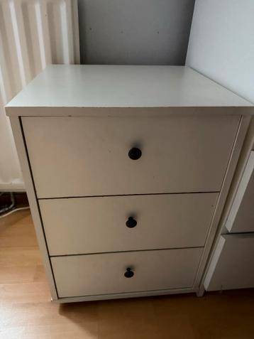 Gebruikt kastje met lades - Gratis af te halen