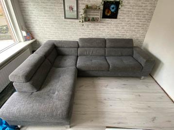 Grijze hoekbank