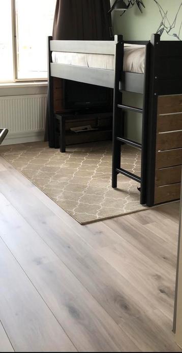 Half Hoogslaper - Ideaal voor Kleine Ruimtes