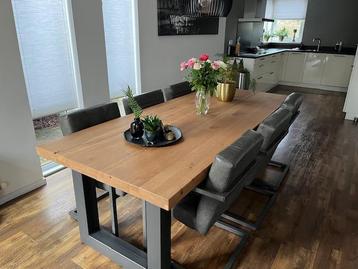 Gratis af te halen 6 eetkamer stoelen grijs