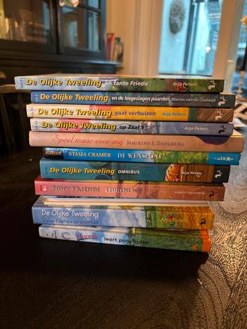GRATIS Stapel kinderboeken: Olijke Tweeling & Ponyboeken