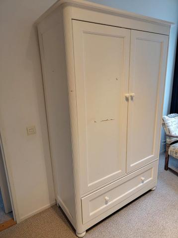 Kledingkast - Gratis af te halen, opknapbeurt nodig