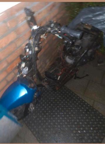 Scooter loop of sloop (alleen kappen verkocht) - Vespa look