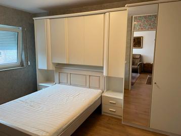 GRATIS Complete Slaapkamer met Ombouw en Kledingkasten