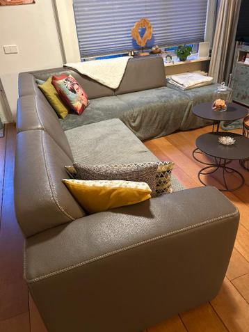 Gratis op te halen grijze Hoekbank