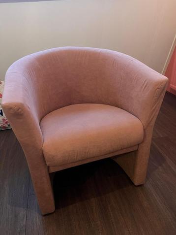 Roze fauteuil in goede staat