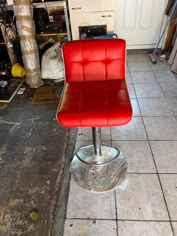 Bar kruk Veel Spullen wegens verhuizing