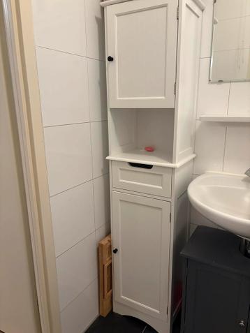 Witte badkamerkast - Praktisch en stijlvol!