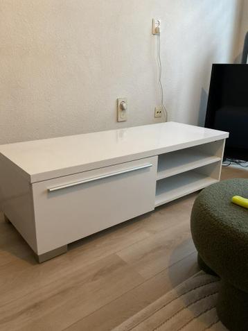 Wit glanzend televisiemeubel