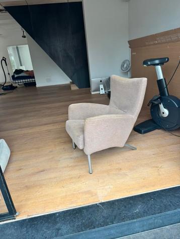Gratis afhakel fauteuil bruin stof