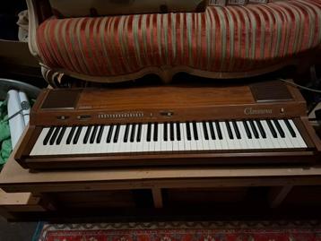 Yamaha Clavinova YP-40