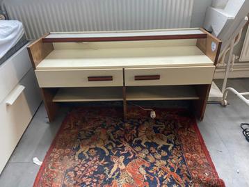 Vintage kaptafel met licht