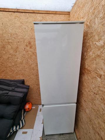 Zanussi ZBB3294 Koelkast