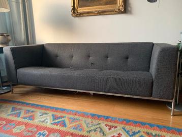 Harvink bank, driezits, tijdloos-modern ontwerp