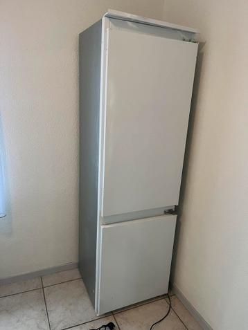 GRATIS inbouwkoelvriescombi Whirlpool afhalen voor 22/2 17u