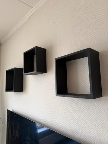 Set van 3 vierkante wandplanken