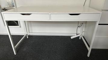 Bureau ikea wit gratis!