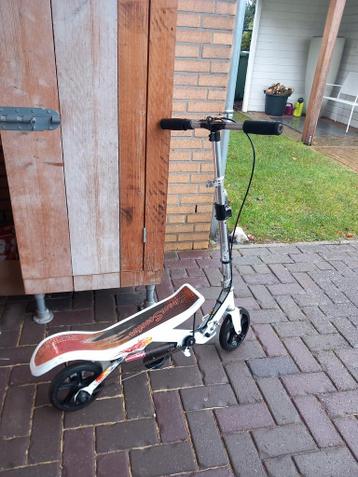 Space Scooter - gratis af te halen