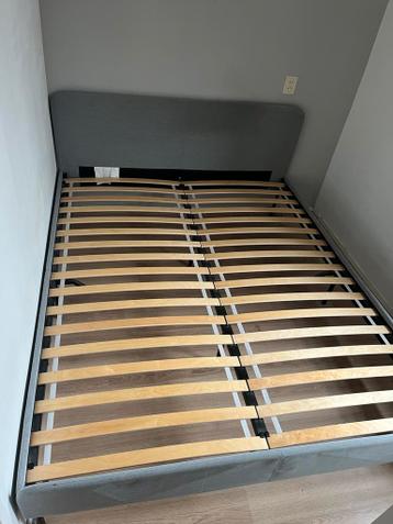 Bedombouw met lattenbodem - grijze stof