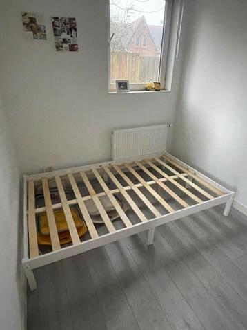 Bed 1.20 x 2.00 gratis afhalen twijfelaar