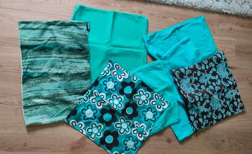 Diverse sierkussen slopen