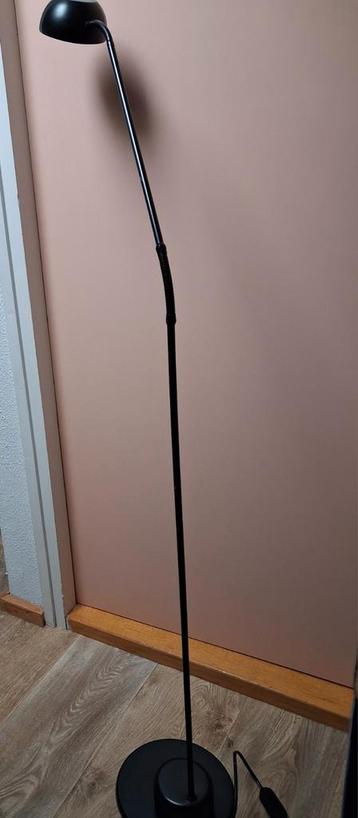 Stijlvolle leeslamp voor elk interieur